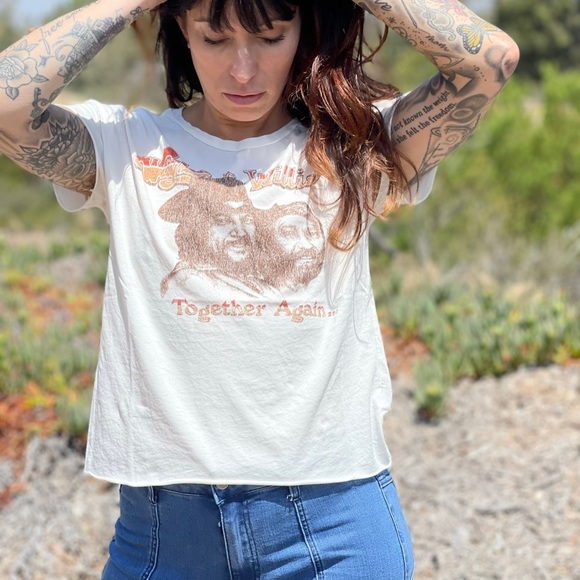 Waylon and Willie Midnight Rider crop tee - Picture 5 of 7